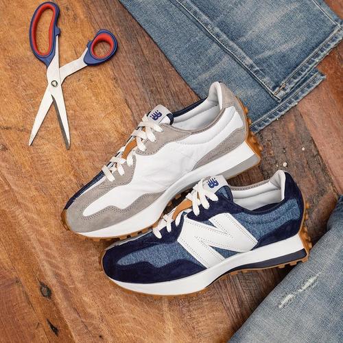 Jual NEW BALANCE 327 X LEVI'S BLUE 