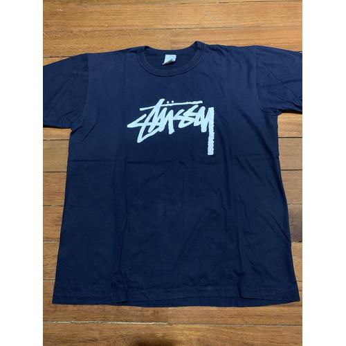 stussy t shirt size L ada minus di tag 