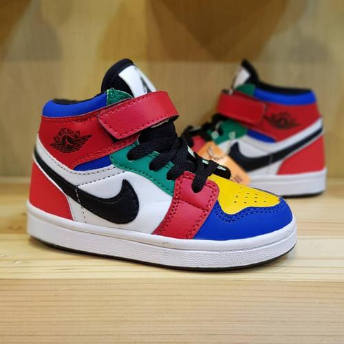 spider man nike dunks