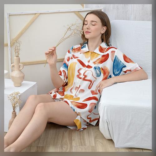 Foto Produk Enya Set in Punchy Colors - Sleepwear / Piyama Baju Tidur Rayon RAHA dari Raha Sleepwear