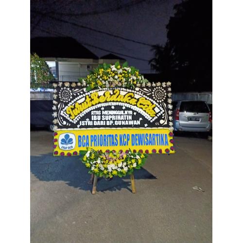 Gambar KARANGAN BUNGA PAPAN DUKA CITA MODEL2 dari Pita florist Jakarta Selatan Tokopedia
