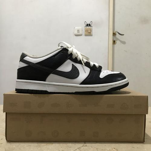 Jual Nike Dunk Low Panda Black White 2011, 100% Original, not yeezy, jordan  - Kab. Tangerang - The Drone | Tokopedia