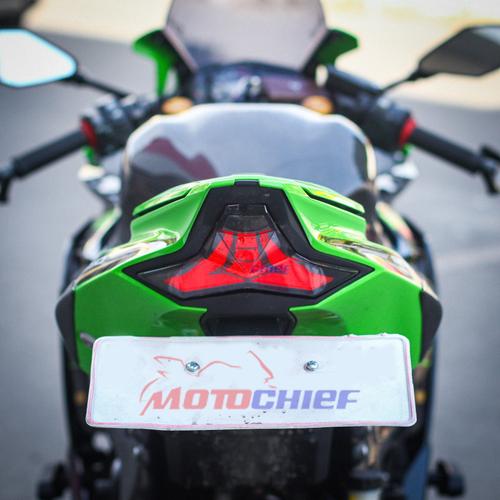 Foto Produk STOP LAMP 3IN1 NINJA 250 FI ZX25R MODEL Z1000 STOP LAMP 3IN1 dari Motochiefdotnet