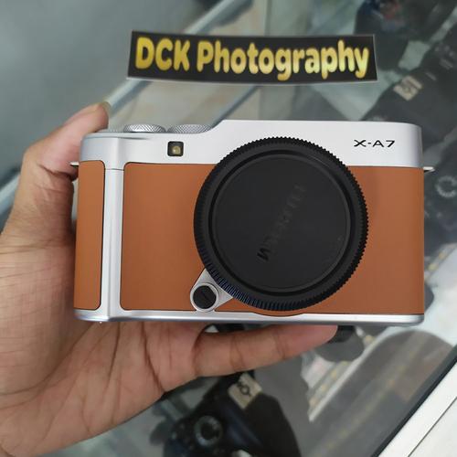 Jual MIRRORLESS FUJIFILM XA7 BODY ONLY Kota Yogyakarta DEWANTORO