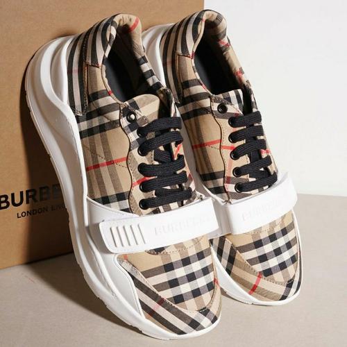 Foto Produk Burberry men vintage sneakers dari kyoko