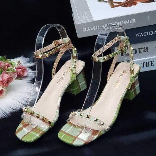 Jual Monokrom short heels sepatu wanita 
