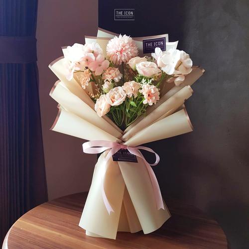 Foto Produk Pink Mix Artificial Flower Bouquet | Buket Bunga Palsu Ulang Tahun - Merah Muda dari theiconbouquet