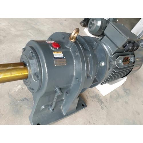 Jual Gear motor Varitron Cycloo drive ratio 4387 1hp 3pH 380V shaft 38mm Kota Tangerang
