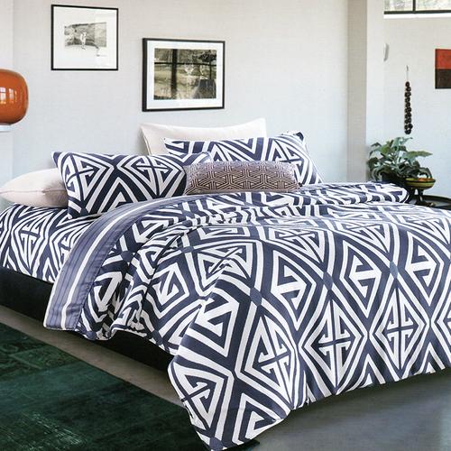 Foto Produk Sleep Buddy Set Sprei Rons Black Done Tencel - Queen Size dari Sleep Buddy Bedding