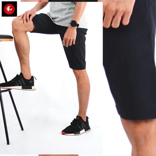 Foto Produk Okechuku OSCAR Celana Pendek Pria Celana Pendek Chino Celana Chino - Hitam, Size 34 dari Okechuku