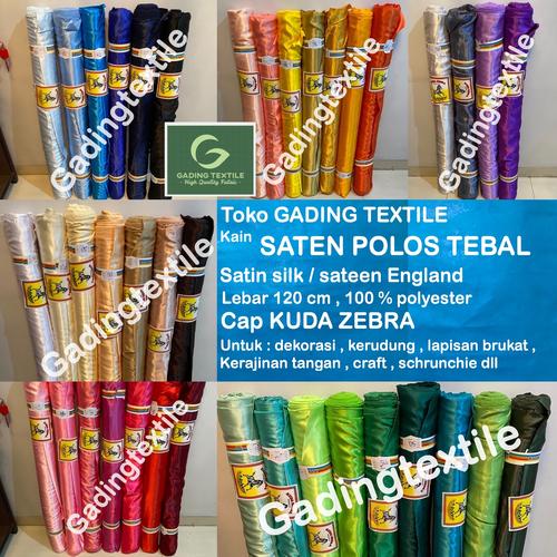 Foto Produk Kain SATIN SILK POLOS MURAH SATEN ENGLAND TEBAL CLARISA lb 120 cm - Hitam, perpanjang 50cm dari Gadingtextile