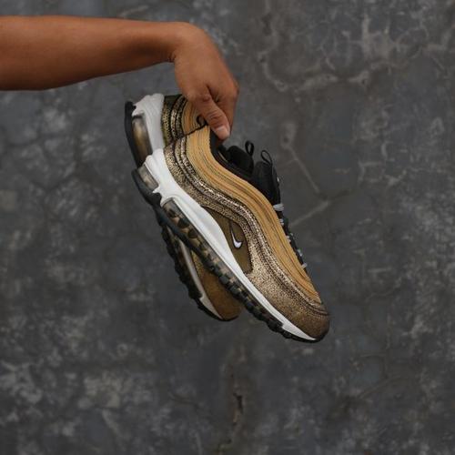 Jual Sepatu Sneakers Pria Size 40,5 42,5 Original Nike Air Max 97 Gold Glit  - 40.5 - Kota Bekasi - torangdunia | Tokopedia