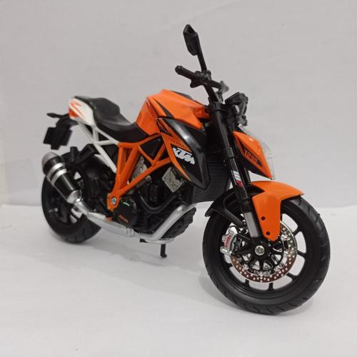 Diecast motor KTM 1290 Super Duke R 