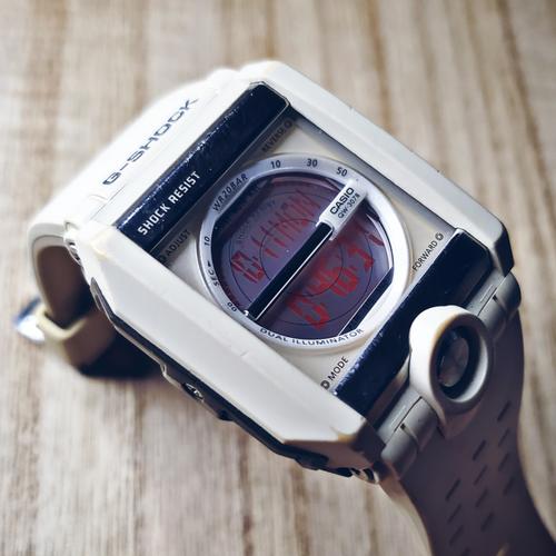 G-SHOCK G-8100 G-SHOCK g-8100 ホワイト Casio G-Shock G-8100 White