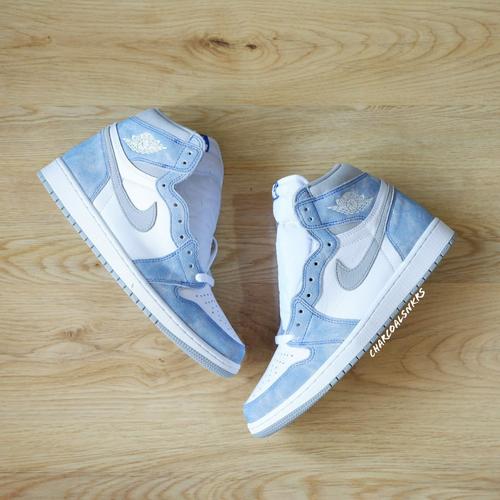 Jual Air Jordan Retro High OG 