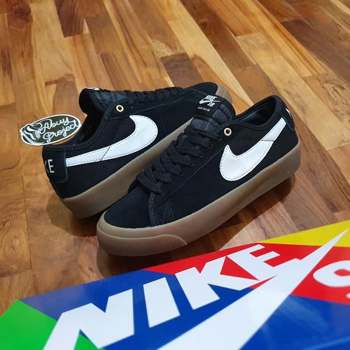 Jual Nike SB Blazer Low GT Black Gum 