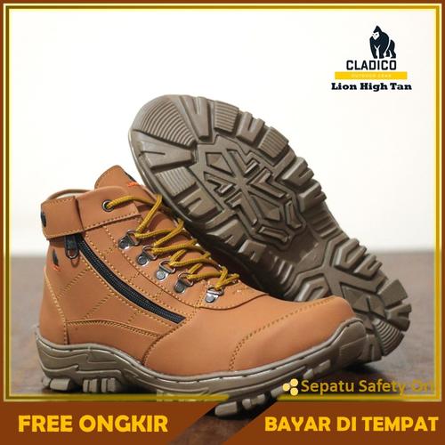 Jual SAFETY SHOES RINGAN FULL JAHIT ANTI SLIP MODEL TINGGI CLADICO LION