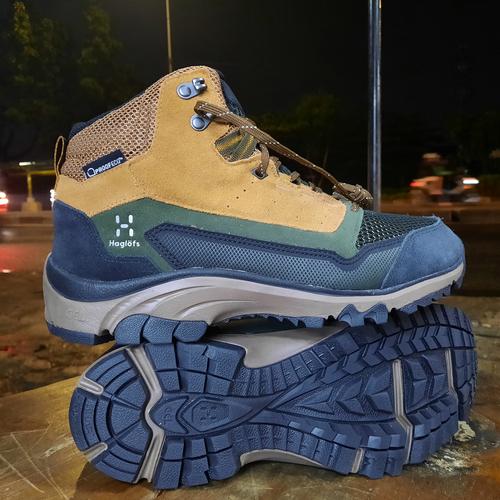Jual SEPATU GUNUNG TREKKING HIKING HAGLOFS SKUTA WATERPROOF