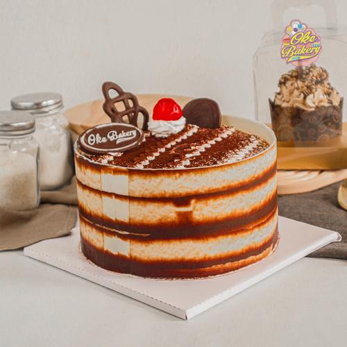 Jual Tiramisu Cake / Kue Ulang Tahun / Birthday Cake / Ukuran 14x14Cm