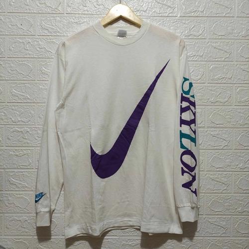 Kaos vintage longsleeve Nike skylon 