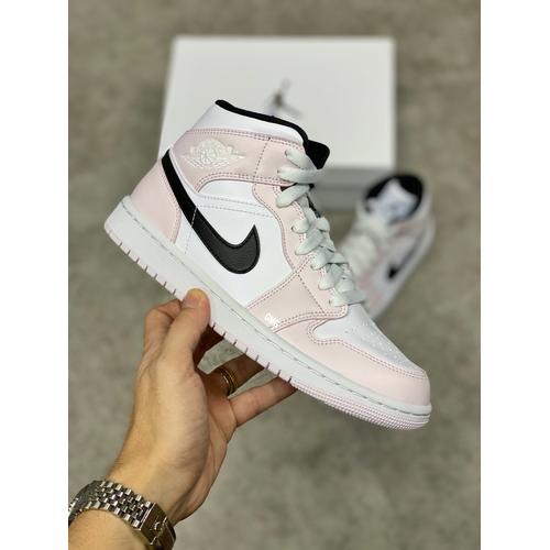 Jual Air Jordan 1 Mid Barely Rose (W) - 38 - Jakarta Barat - OMG_Sneakers |  Tokopedia
