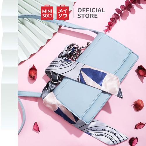Gambar MINISO Tas Wanita Selempang Handbag Rantai Sling Bag Syal Sutra - Biru dari Miniso Indonesia Tokopedia
