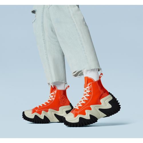 converse run star motion stores