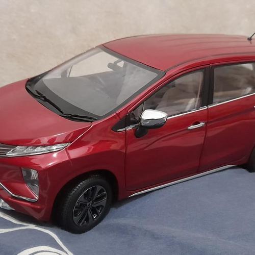 Jual sale diecast xpander warna merah skala 1 18 Jakarta Barat