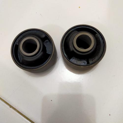 Gambar bushing lower arm besar Honda jazz gen 1 city gd8 thn 2003-2008 dari Jaya Sakti Autopart Jakarta Utara Tokopedia