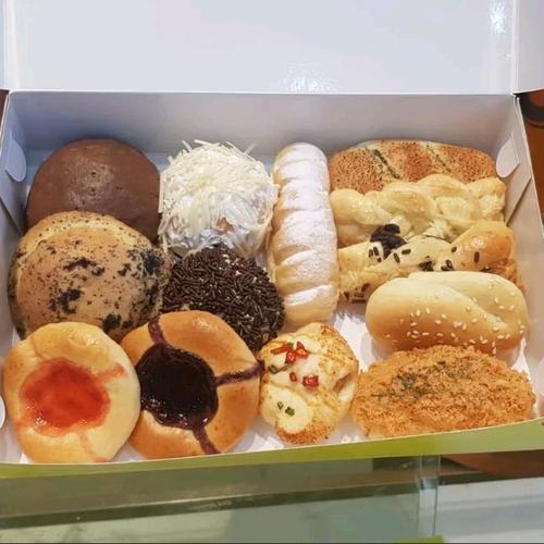 Jual Roti Jadul / Roti Unyil ( Gift Pack ) Isi 13 Varian Rasa - Kota ...