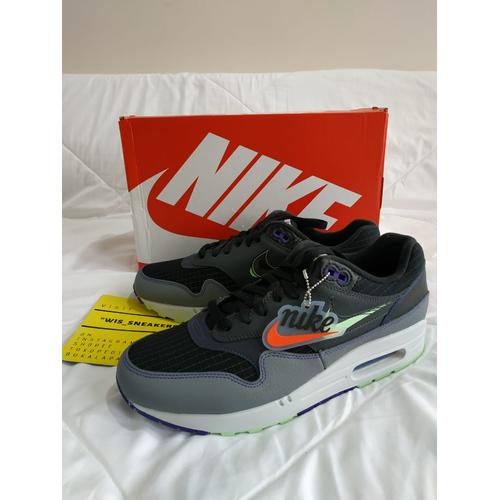 air max future swoosh