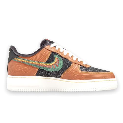 Jual NIKE AIR FORCE 1 '07 SIEMPRE FAMILIA - 40 - Kota Bekasi - skuutsstore  | Tokopedia