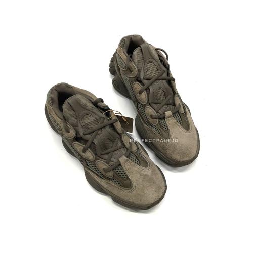 brown yeezy 500