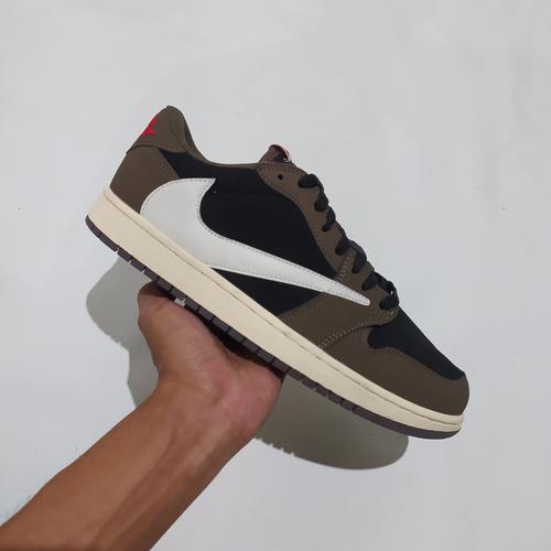 Jual Sepatu second nike adidas puma jordan rebook new balance nb 8 - Kota  Mataram - Pemulung Sultan | Tokopedia