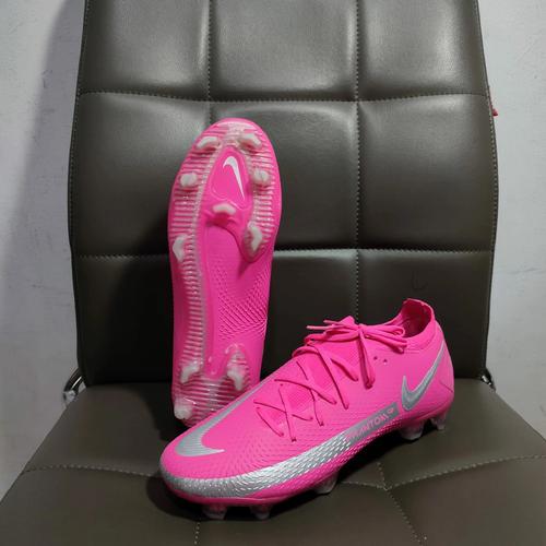 nike phantom pink