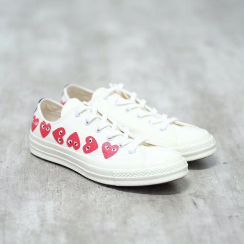converse cdg multi heart white low