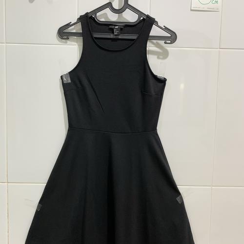black dress h&m