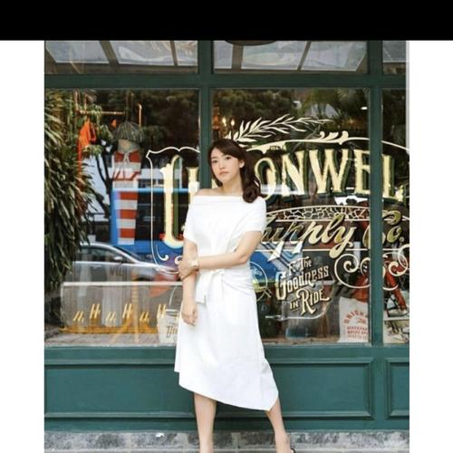 Jual white christmas color long dress 