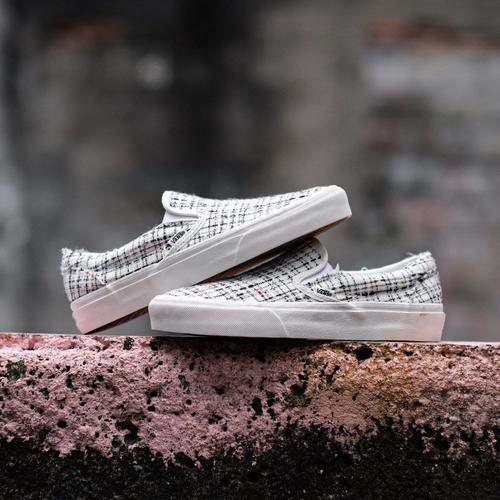 Jual Vans Slip ON Classic Woven Plaid White ORIGINAL - 38.5 - Kab. Karawang  - BM ORIGINAL FOOTWEAR | Tokopedia