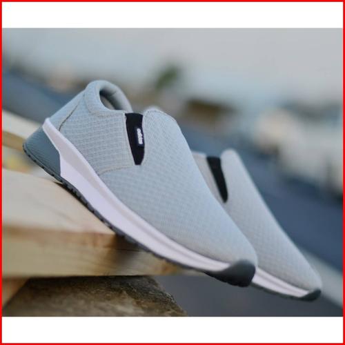Jual Cod Sepatu Sneakers Olahraga 