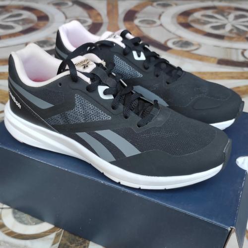 reebok runners