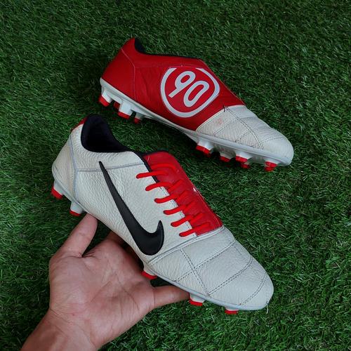 sepatu bola nike total 90 original