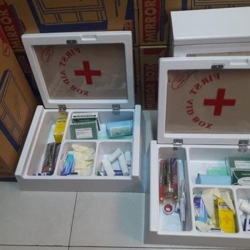 Jual First Aid Box Kotak P3k MC11 Box ISI TYPE C Lengkap Kemenkes ...