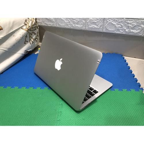 MacBook Air（11インチ,Early 2015）128GB/4GB〈MJVM2J/A〉⑤