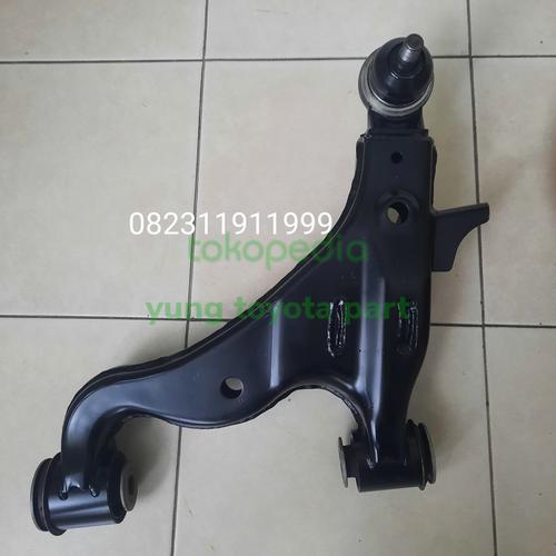 TOYOTA (トヨタ) 純正部品 フロントサスペンション アームSUB-ASSY LWR  