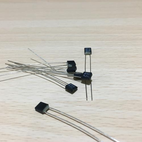 Jual FUSE THERMAL THERMOFUSE TERMOFUSE 2A 250V 130°C KIPAS ANGIN - Kota ...