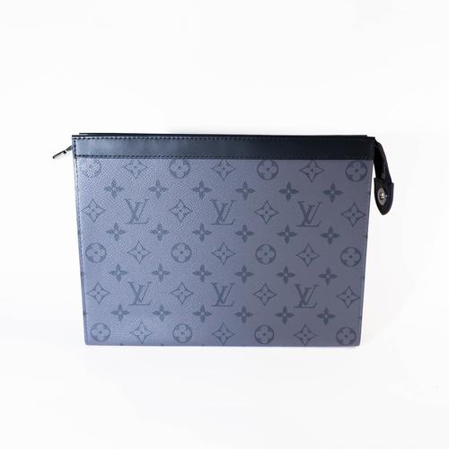 Jual Louis Vuitton Pochette Voyage monogram eclipse reverse - Kota Surabaya  - The Avenue 88 | Tokopedia