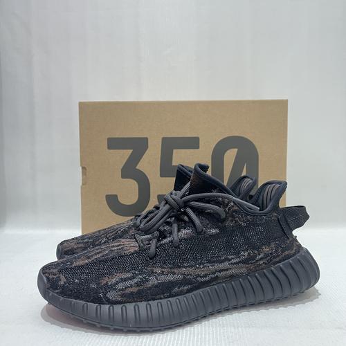 yeezy static triple black