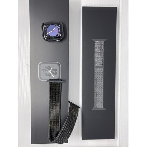 Jual Apple Watch Series 4 Nike 40 mm Space Grey Alumunium Case - Jakarta  Barat - Jagoan Elektrik | Tokopedia