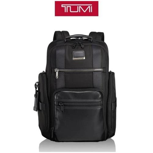 tumi back